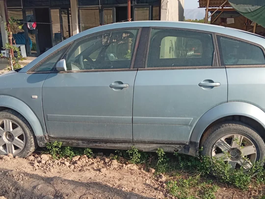Audi A2, 2002, Ош