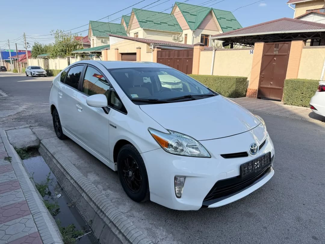 Toyota Prius, 2015, Unknown