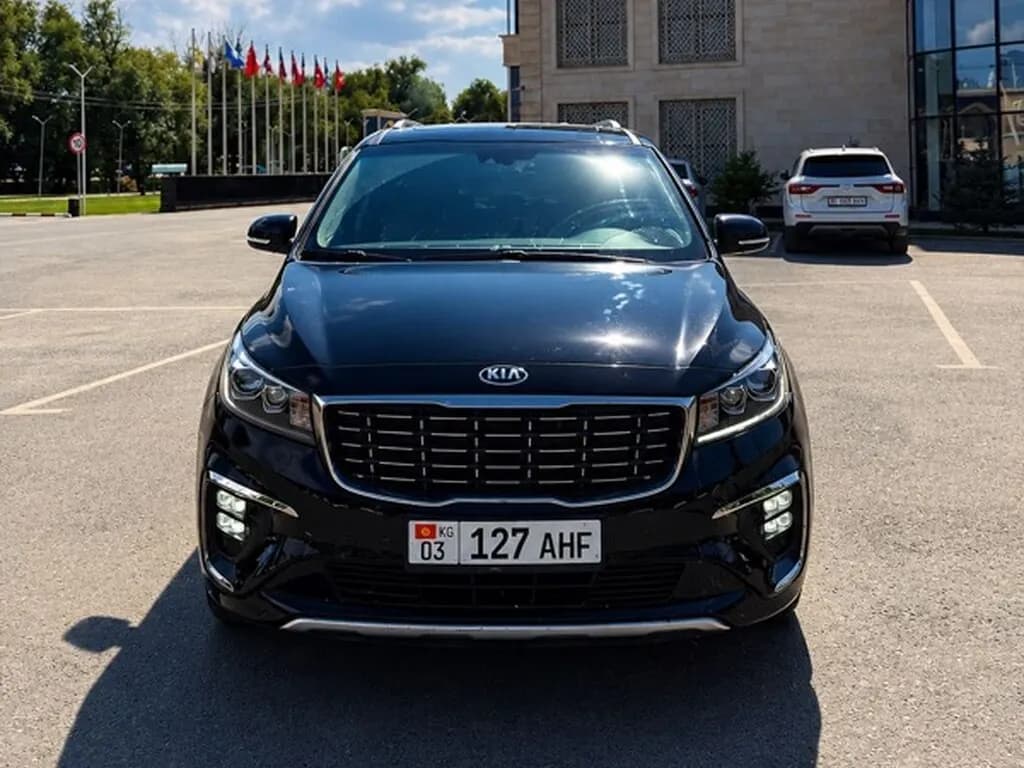 Kia Carnival, 2019, Ош