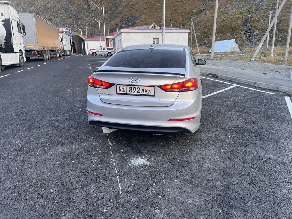 Hyundai Elantra, 2018, Unknown