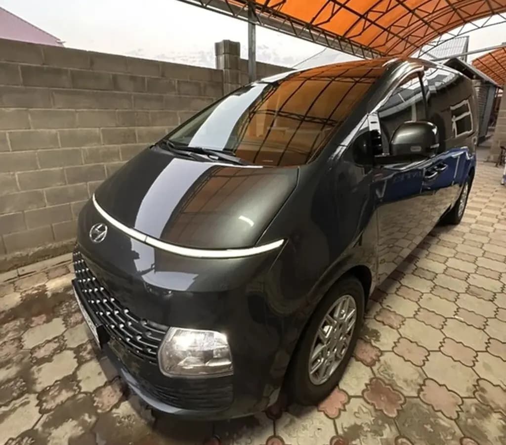 Hyundai Staria, 2022, Unknown