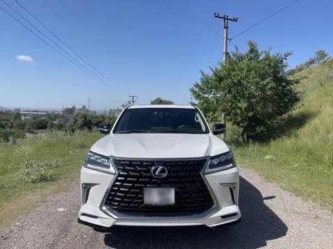 Lexus LX