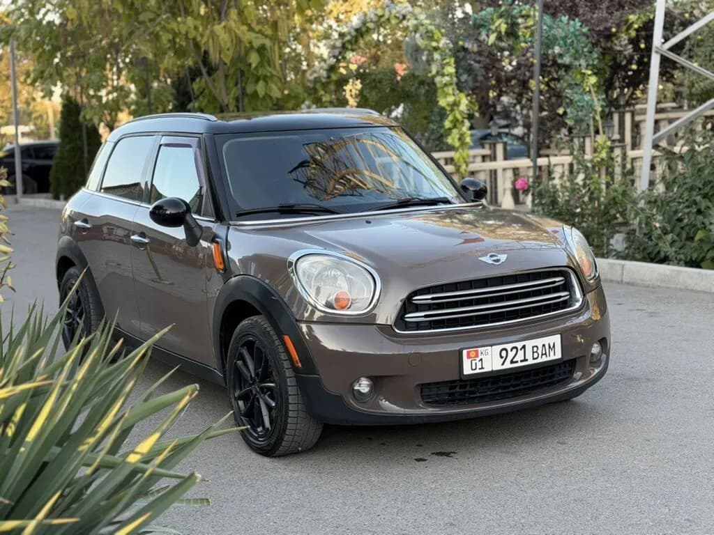 Mini Hatch, 2015, Бишкек