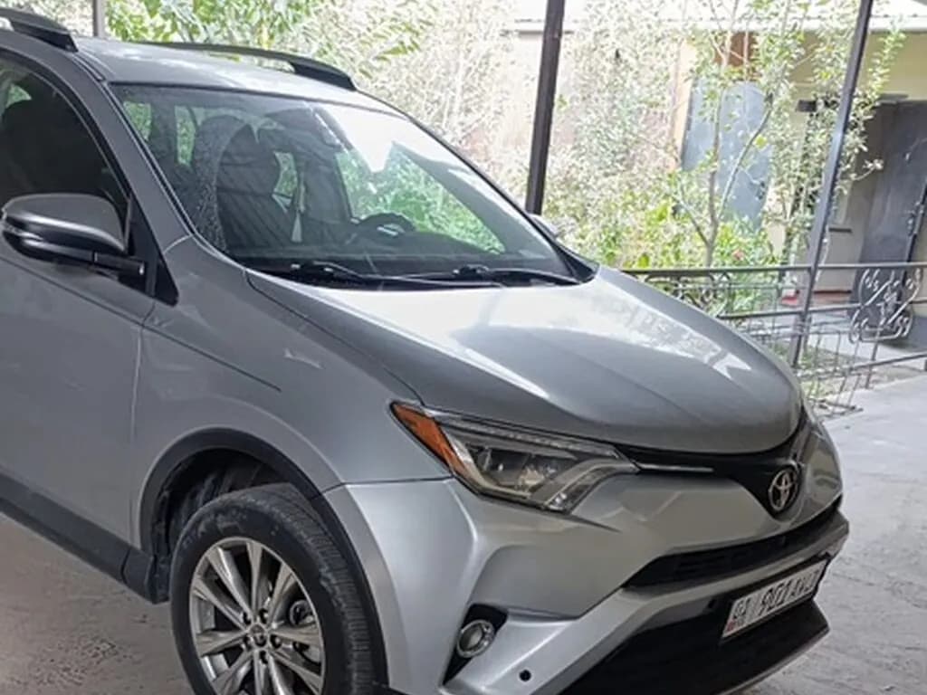 Toyota RAV4, 2018, Бишкек