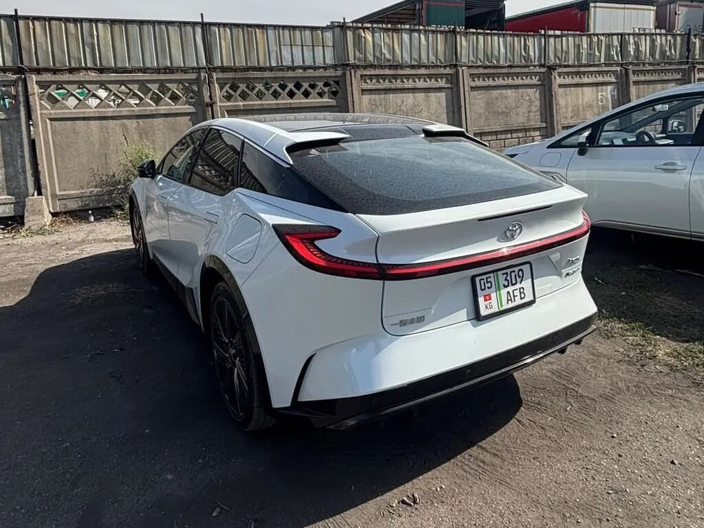 Toyota bZ5, 2025, Бишкек