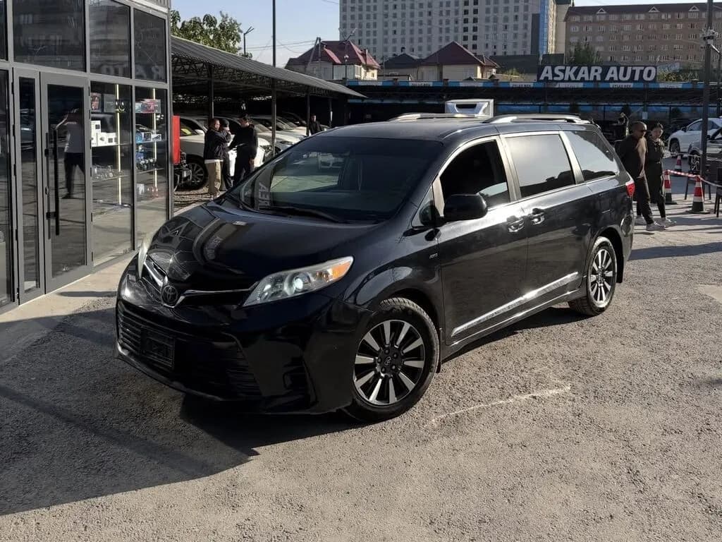 Toyota Sienna, 2018, Бишкек