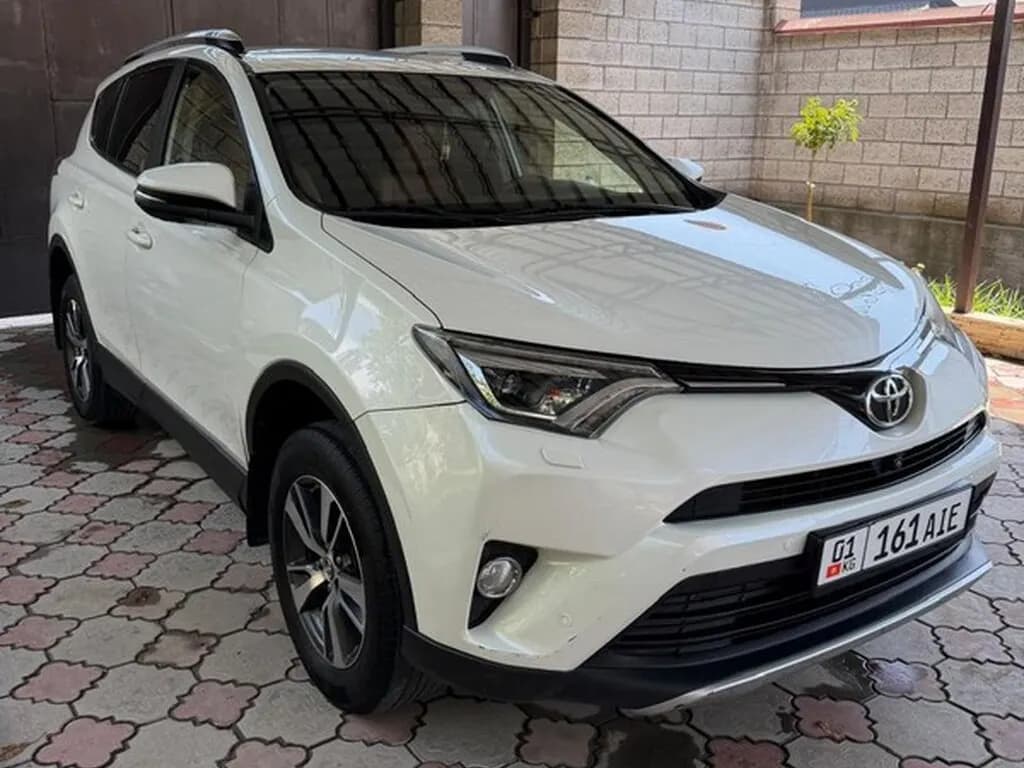Toyota RAV4, 2015, Бишкек