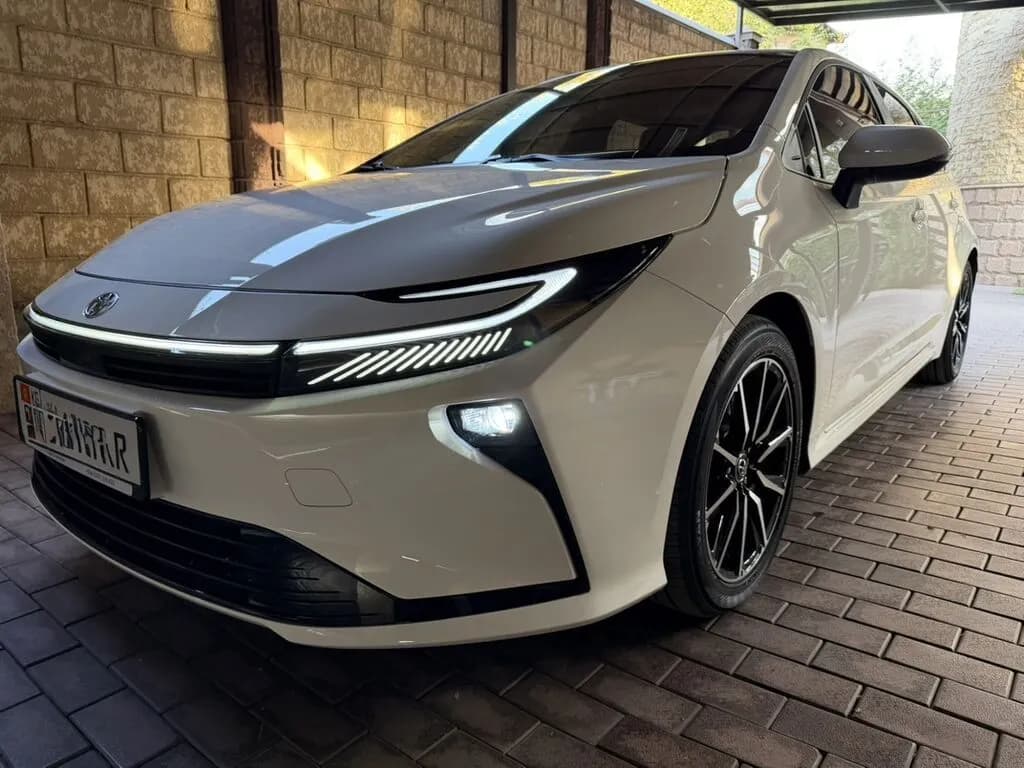 Toyota Corolla, 2026, Бишкек