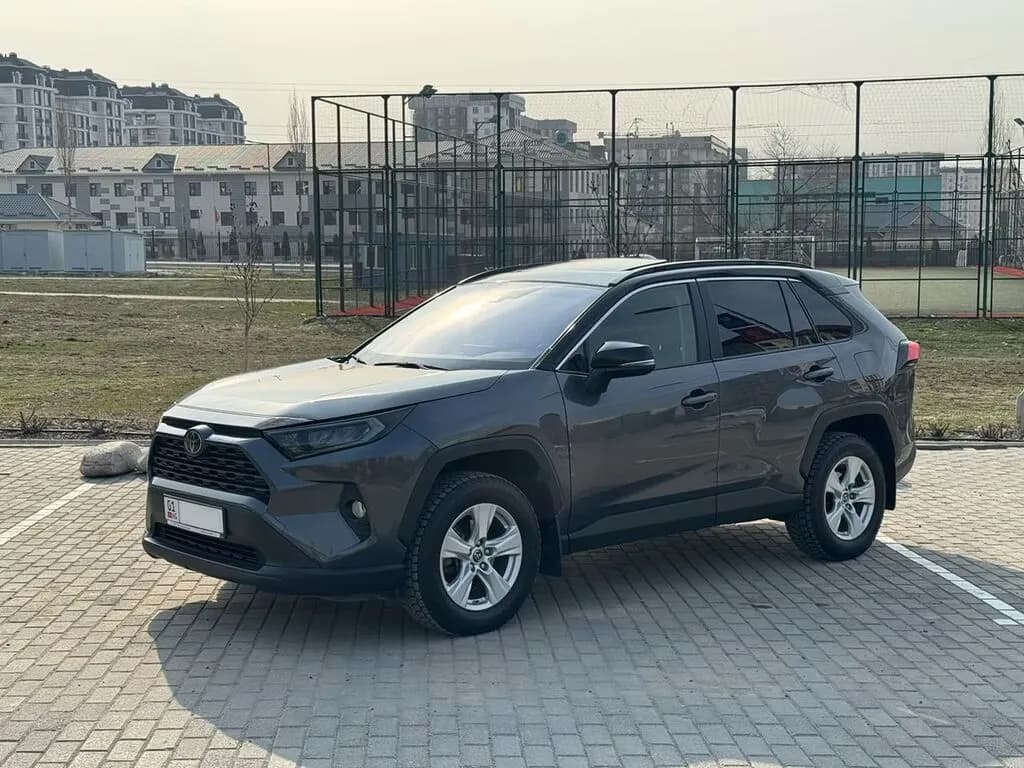 Toyota RAV4, 2019, Бишкек