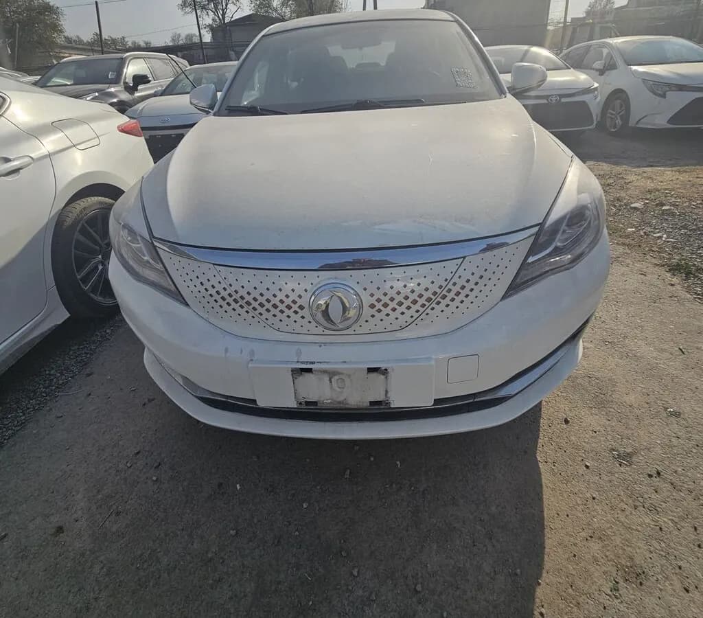 Dongfeng Aeolus E70, 2021