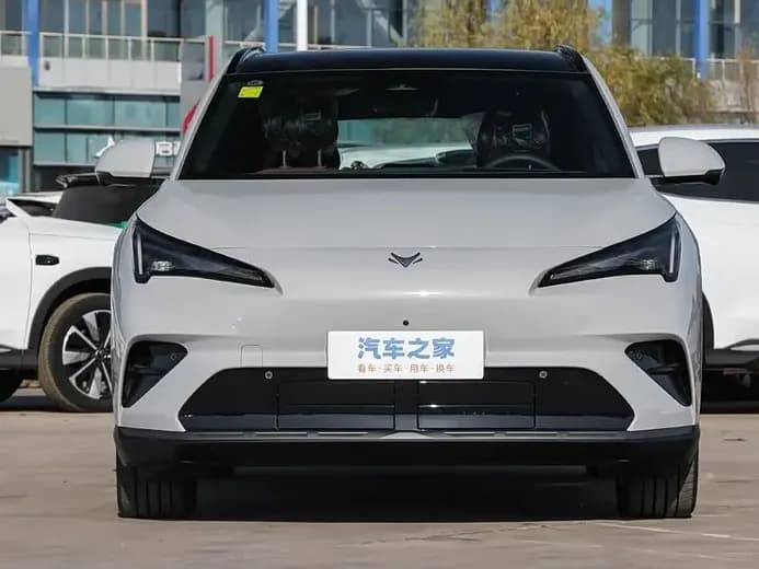 Arcfox Alpha T5, 2026, Китай