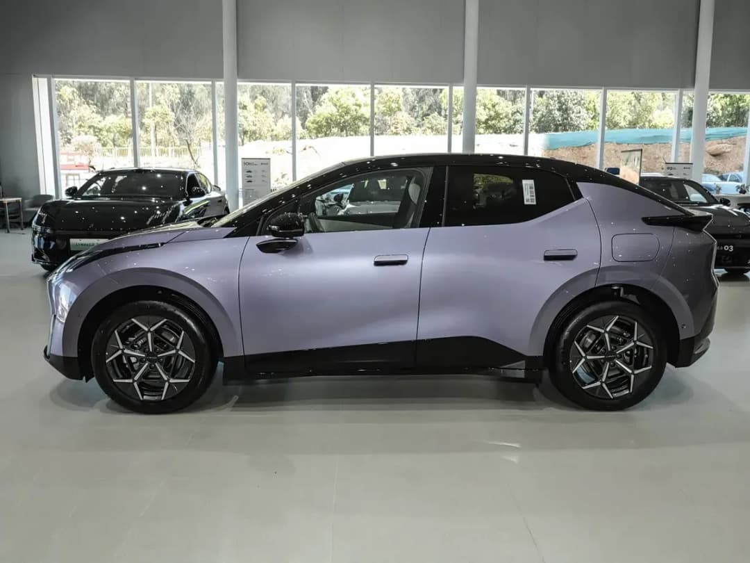 Lynk & Co Z20, 2025, Китай