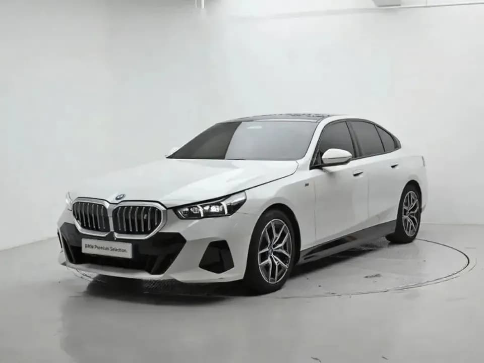 BMW i5, 2023, Бишкек