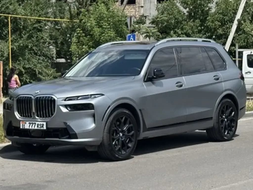 BMW X7, 2024, Бишкек
