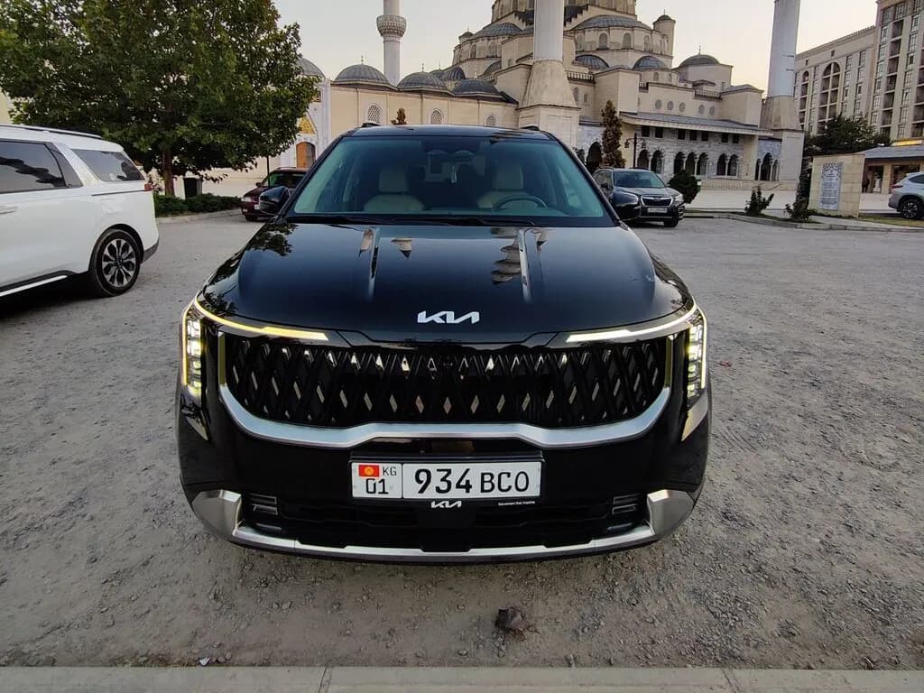 Kia Carnival, 2025