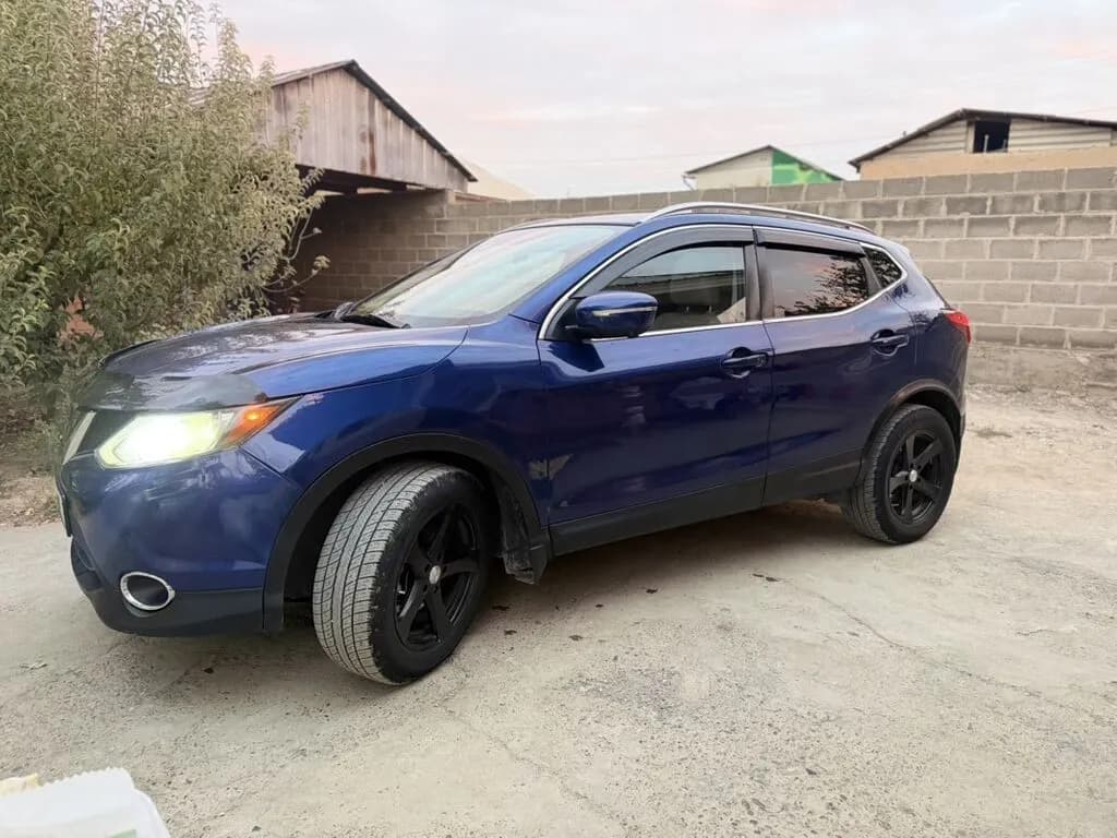 Nissan Rogue Sport, 2018