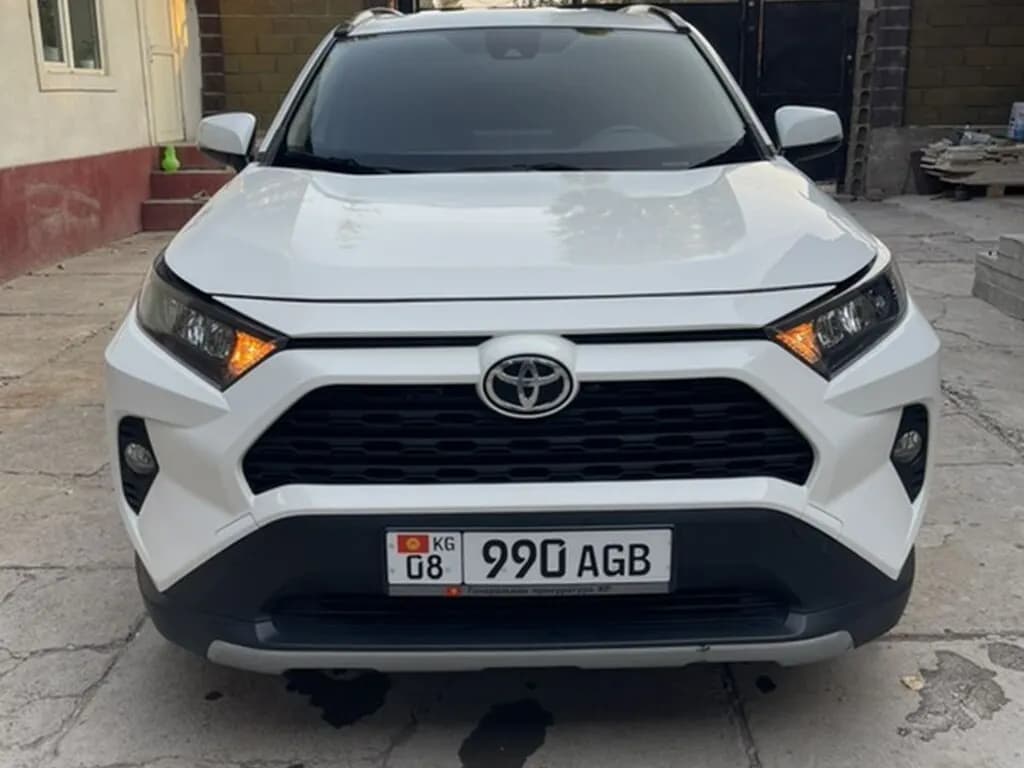 Toyota RAV4, 2021, Unknown