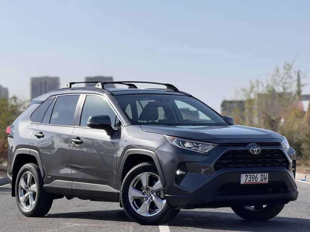 Toyota RAV4, 2021, Бишкек