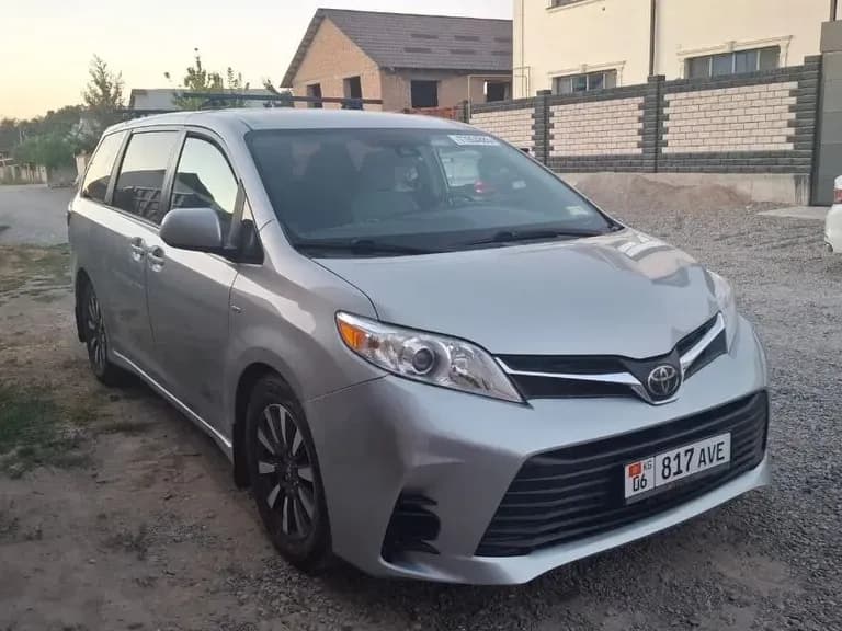 Toyota Sienna, 2019, Бишкек