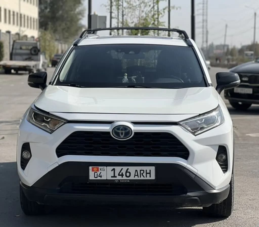 Toyota RAV4, 2019, Бишкек
