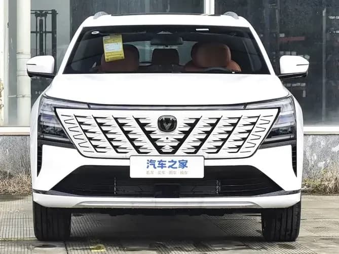 Changan CS75PLUS Changan CS75 Plus IV 2.0 AT, 2025, Китай