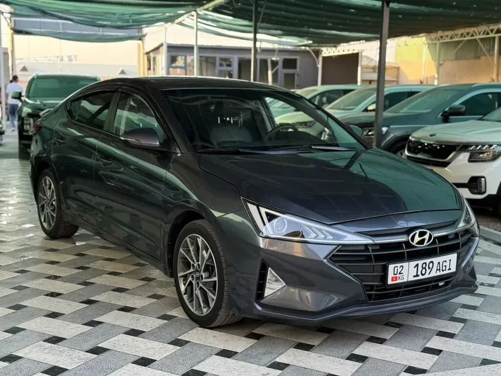 Hyundai Avante, 2018, Ош