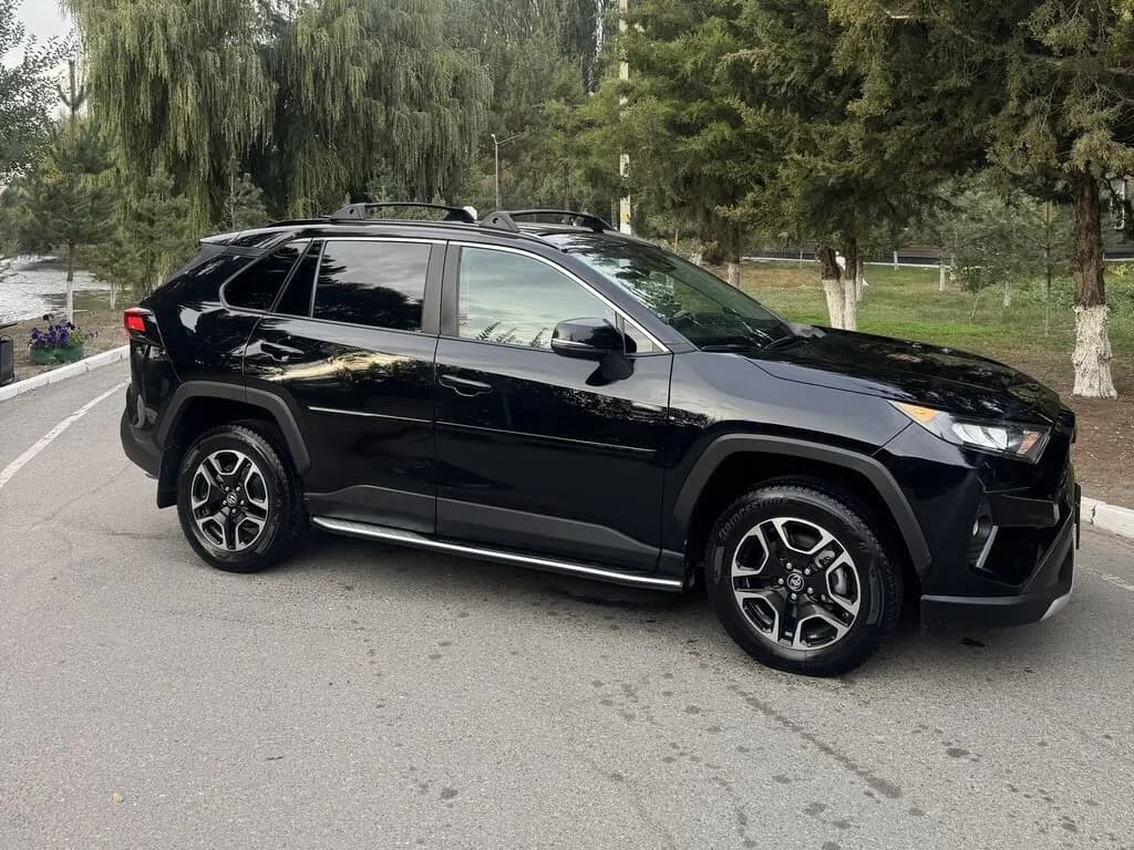 Toyota RAV4, 2020, Бишкек