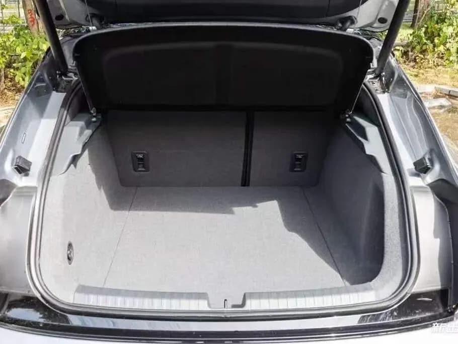 Audi E5, 2026, Unknown