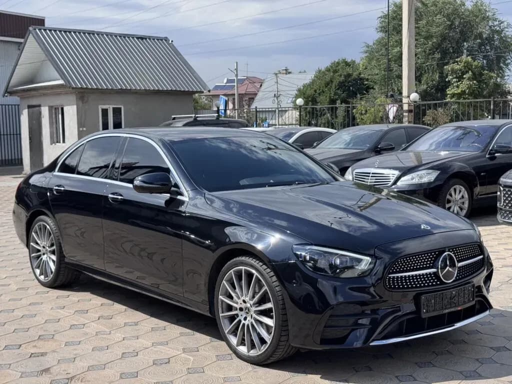 Mercedes-Benz E-Class, 2022, Unknown