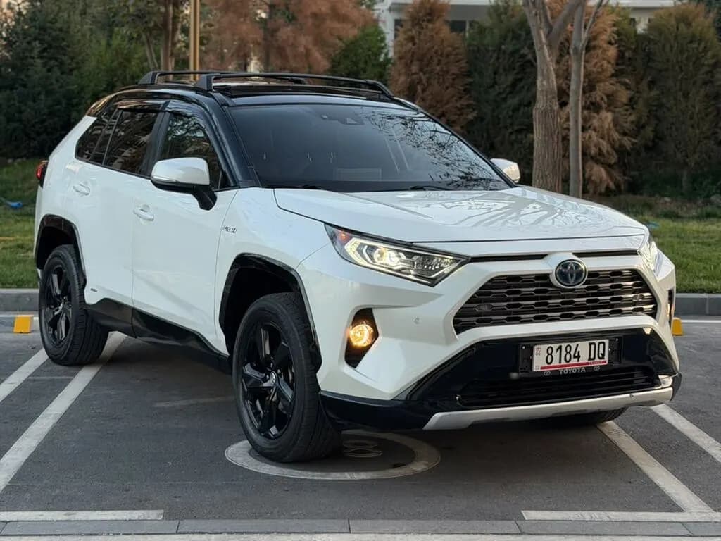 Toyota RAV4, 2020, Бишкек