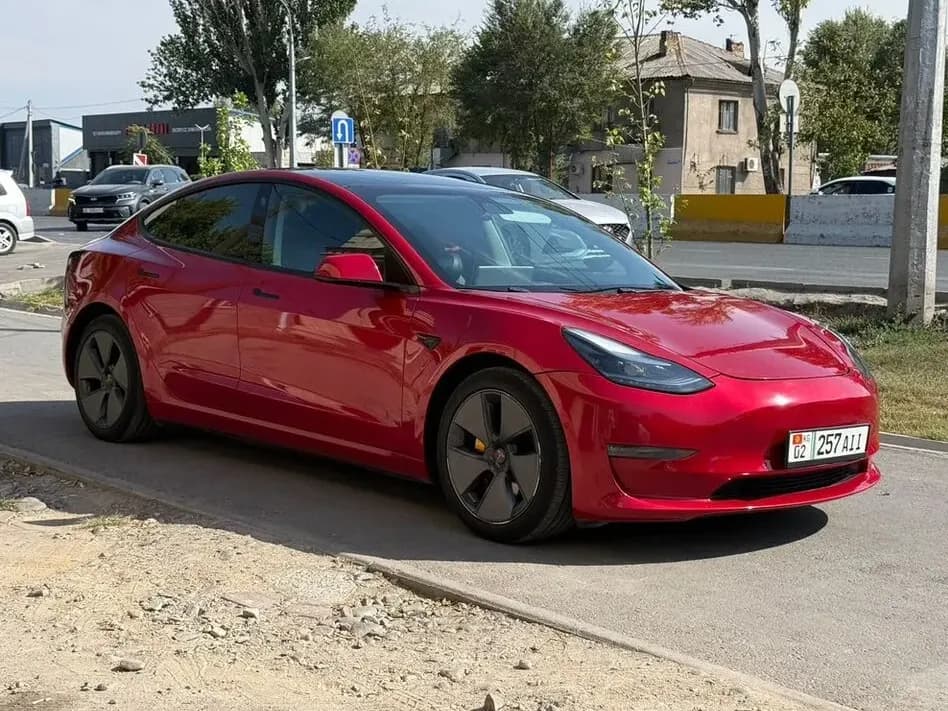 Tesla Model 3, 2022, Бишкек