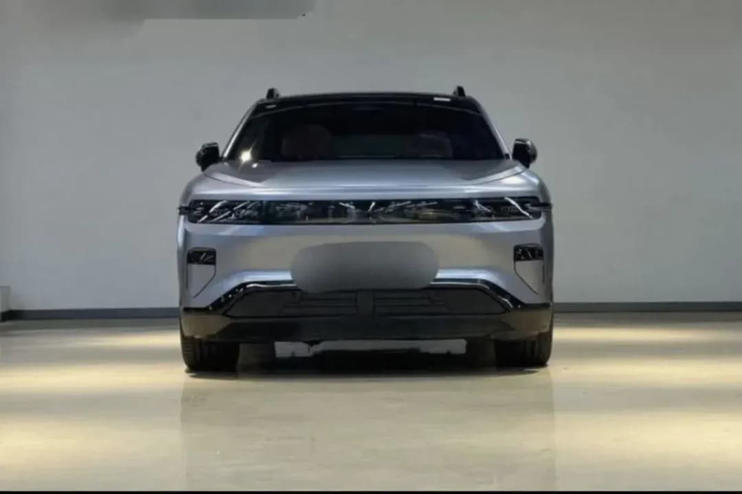 Changan Qiyuan E07, 2025, Китай