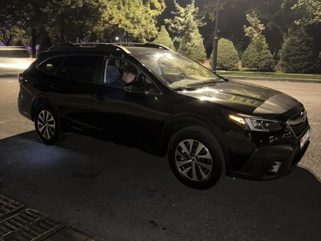 Subaru Outback, 2020, Unknown