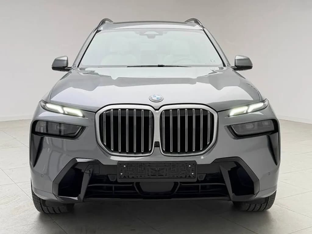 BMW X7, 2023, Бишкек