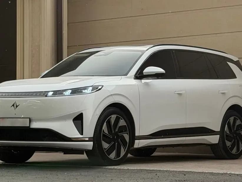 Dongfeng eπ 008, 2026, Бишкек