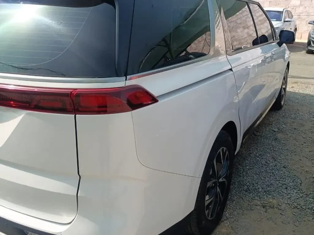 Kia Carnival, 2021, Бишкек