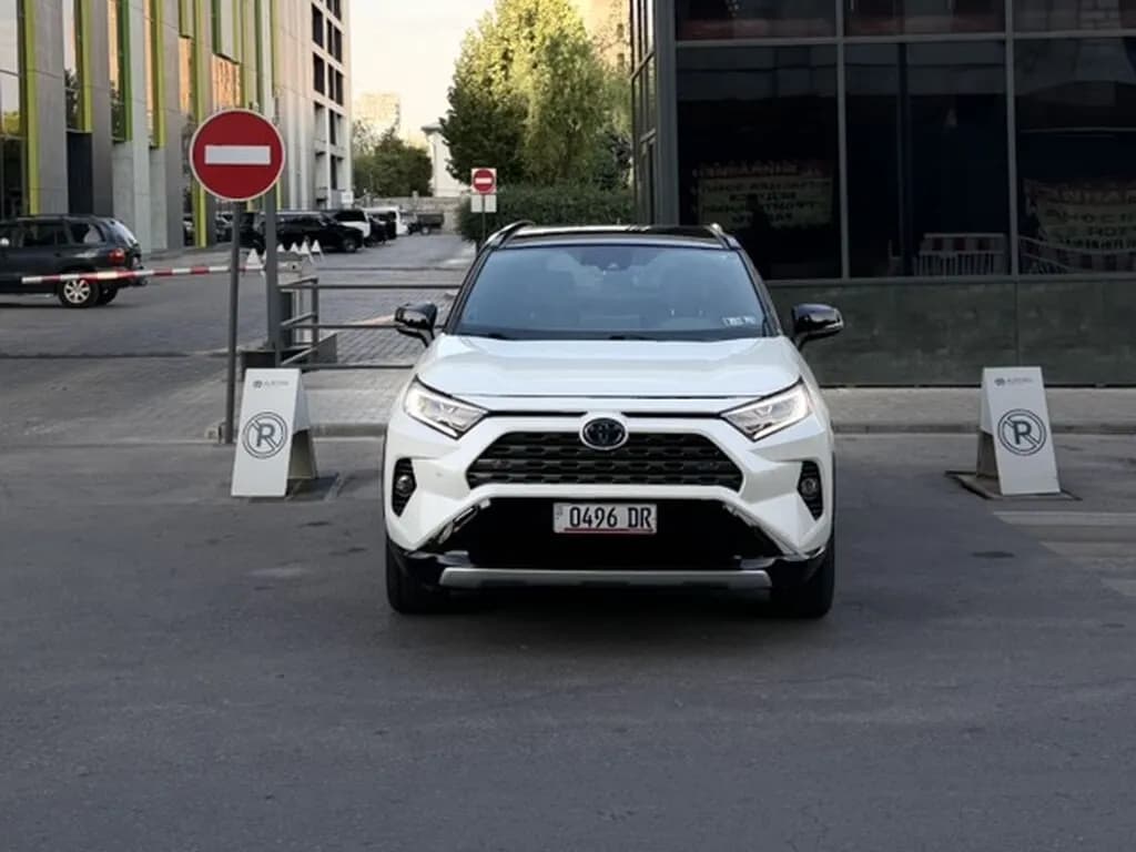 Toyota RAV4, 2020, Бишкек
