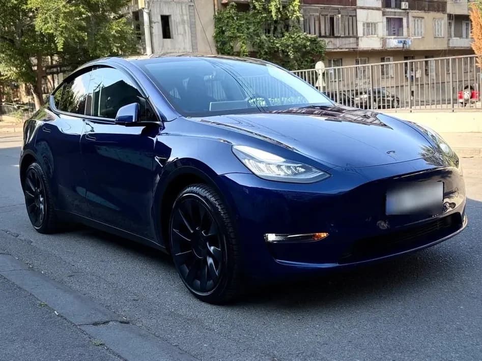 Tesla Model Y, 2023, Бишкек