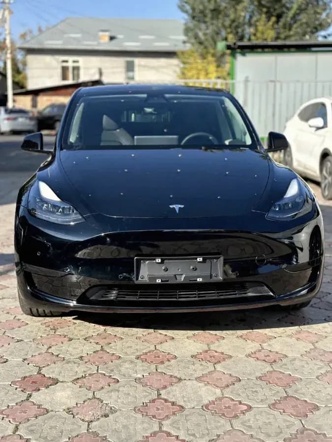 Tesla Model Y, 2022, Бишкек