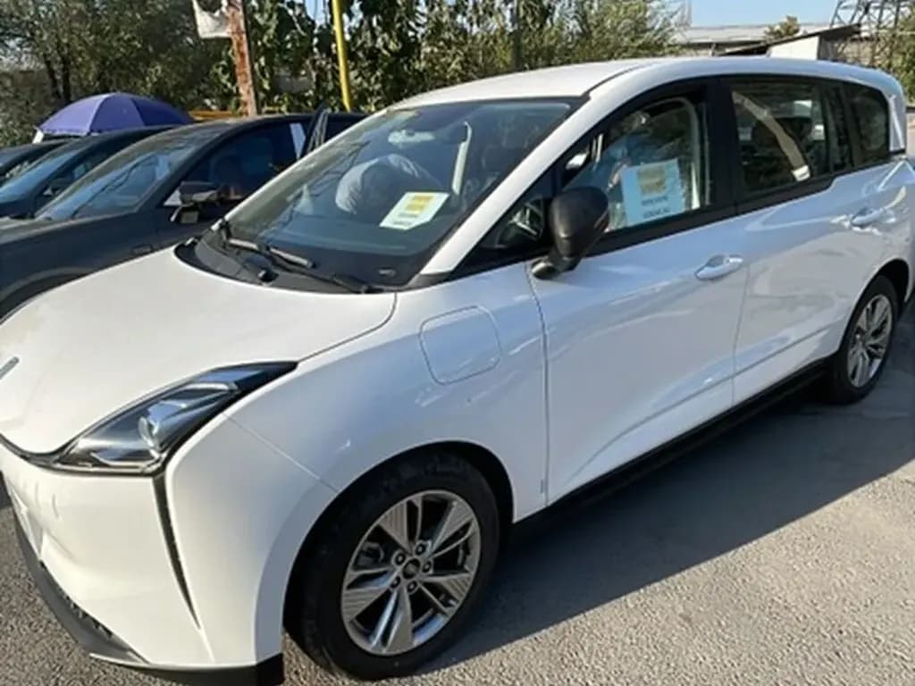 FAW Besturn, 2024, Бишкек
