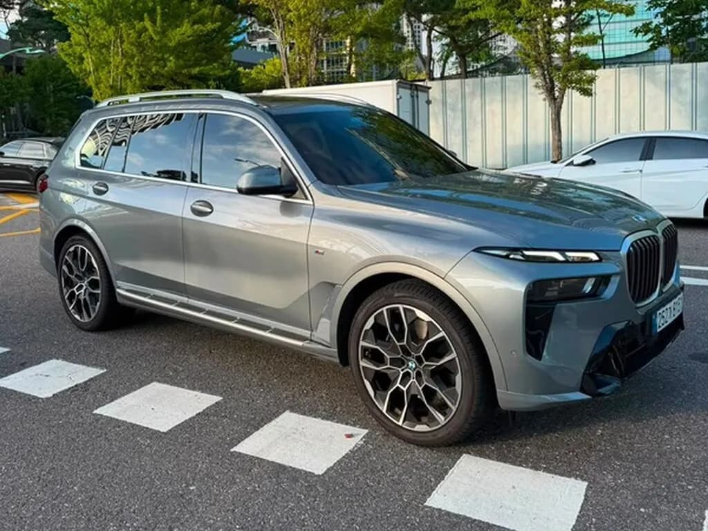 BMW X7, 2023, Бишкек