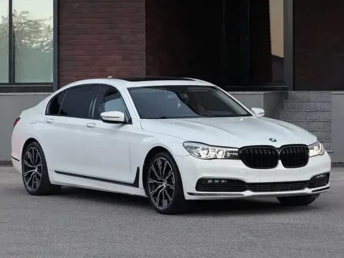 BMW 7 серии, 2018, Бишкек
