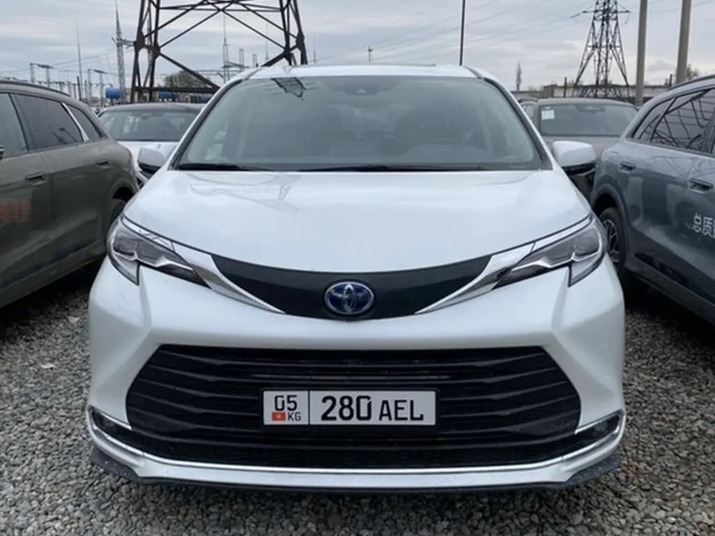 Toyota Sienna, 2023, Бишкек