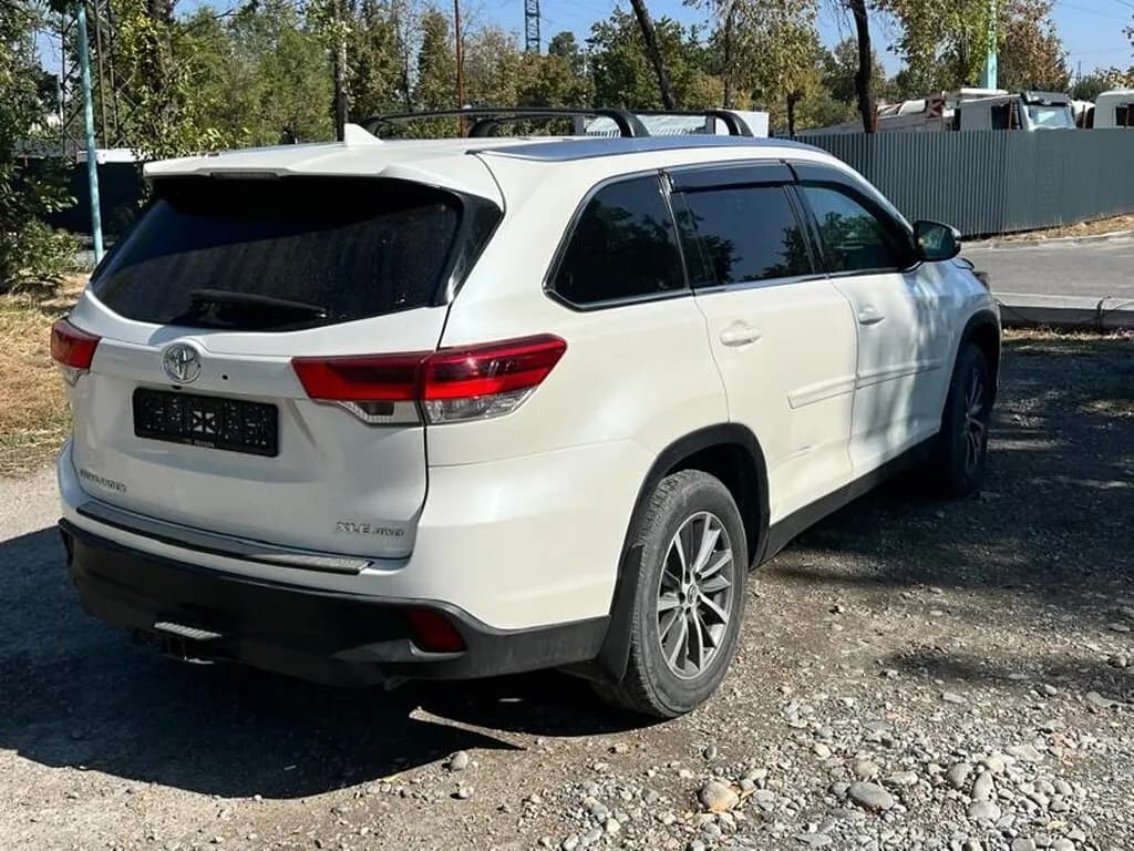 Toyota Highlander, 2018, Бишкек