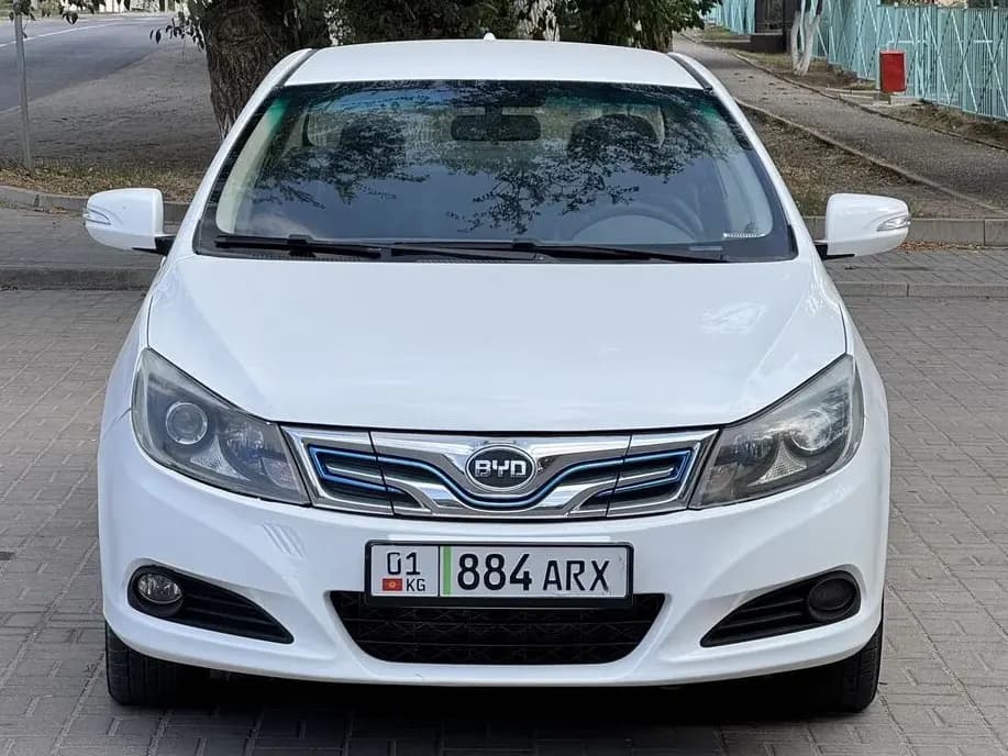 BYD E5, 2019, Unknown