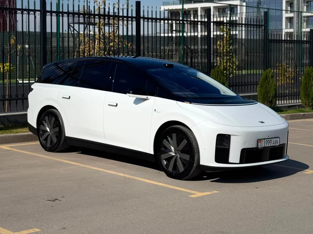 Li Auto (Lixiang) i8, 2025, Unknown