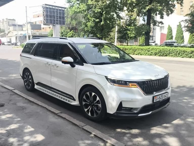 Kia Carnival, 2022, Unknown