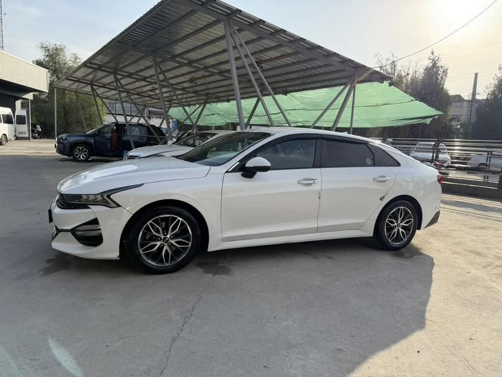 Kia K5, 2021, Ош