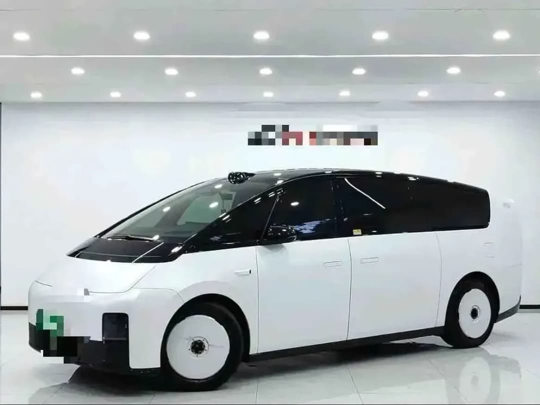 Li Auto (Lixiang) Mega, 2024, Китай
