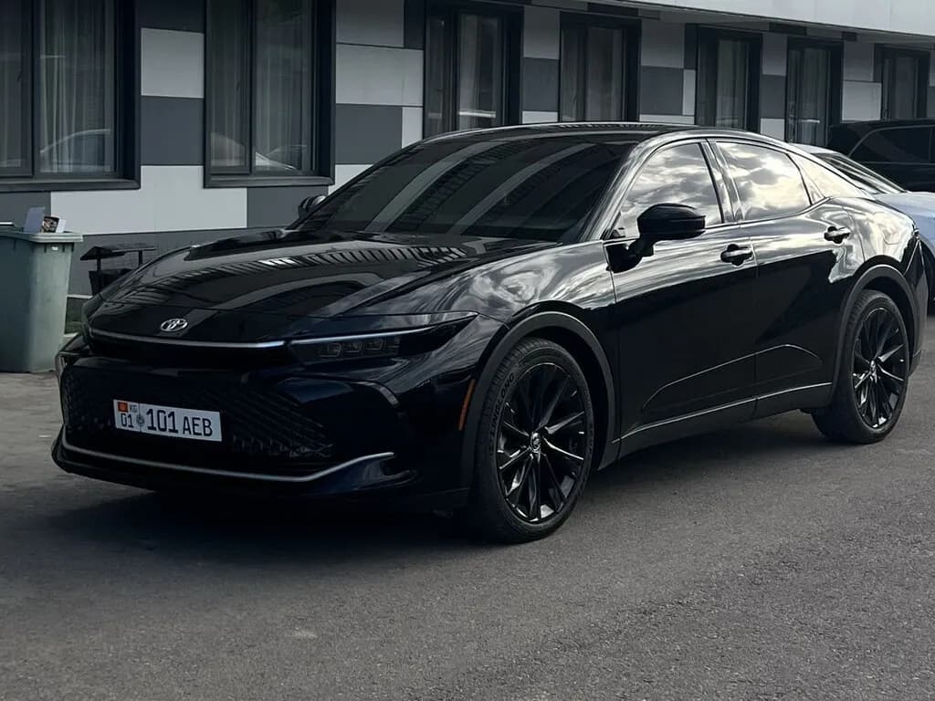 Toyota Crown, 2023, Unknown